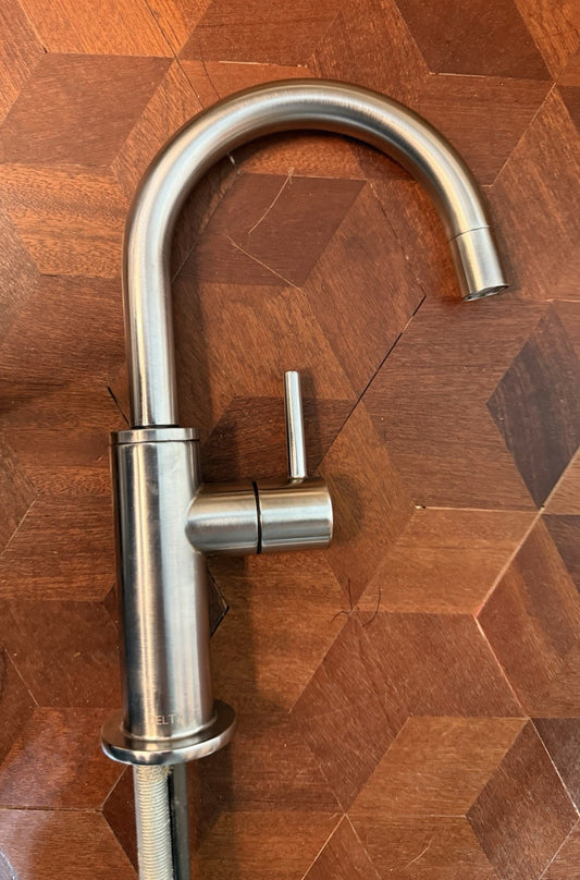Delta 1930-AR-DST Round Kitchen Faucet - Silver