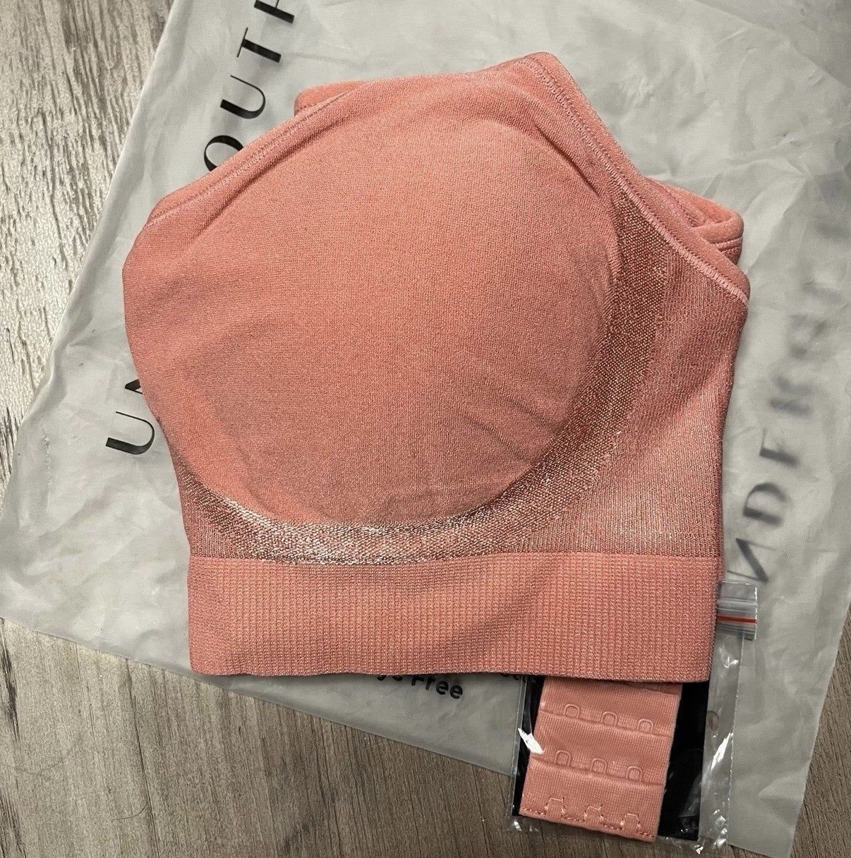 Underoutfit Comfort Shaping Bra -457, size Small Dark Rose