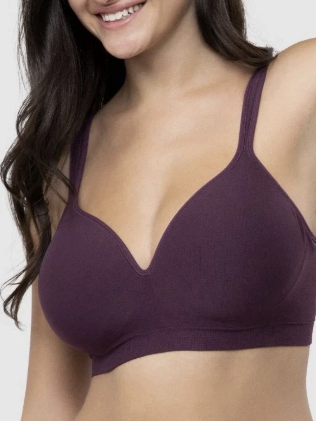 Underoutfit- 460 The Perfect Neckline Bra, size M Plum