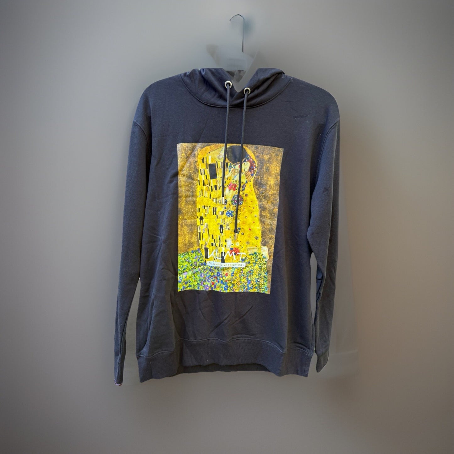 Gustav Klimt - The Kiss, Immersive Expierence Black Hoodie, size xl