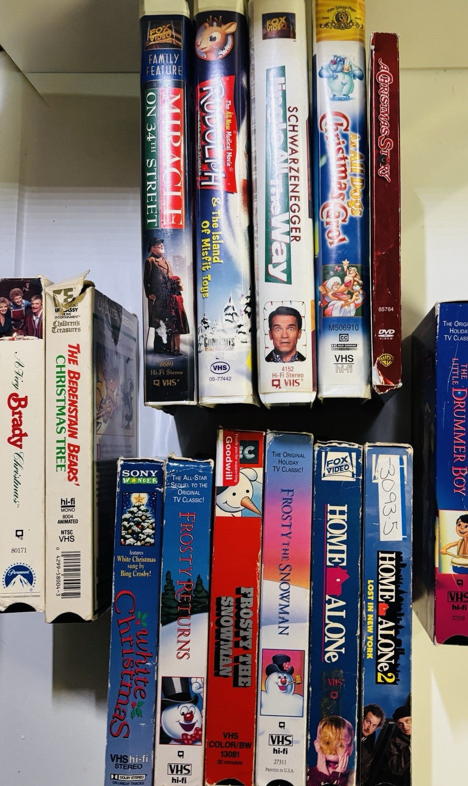 Christmas VHS Lot of 14 Animated Movies Shows Kids Winter Holidays Children’s TV