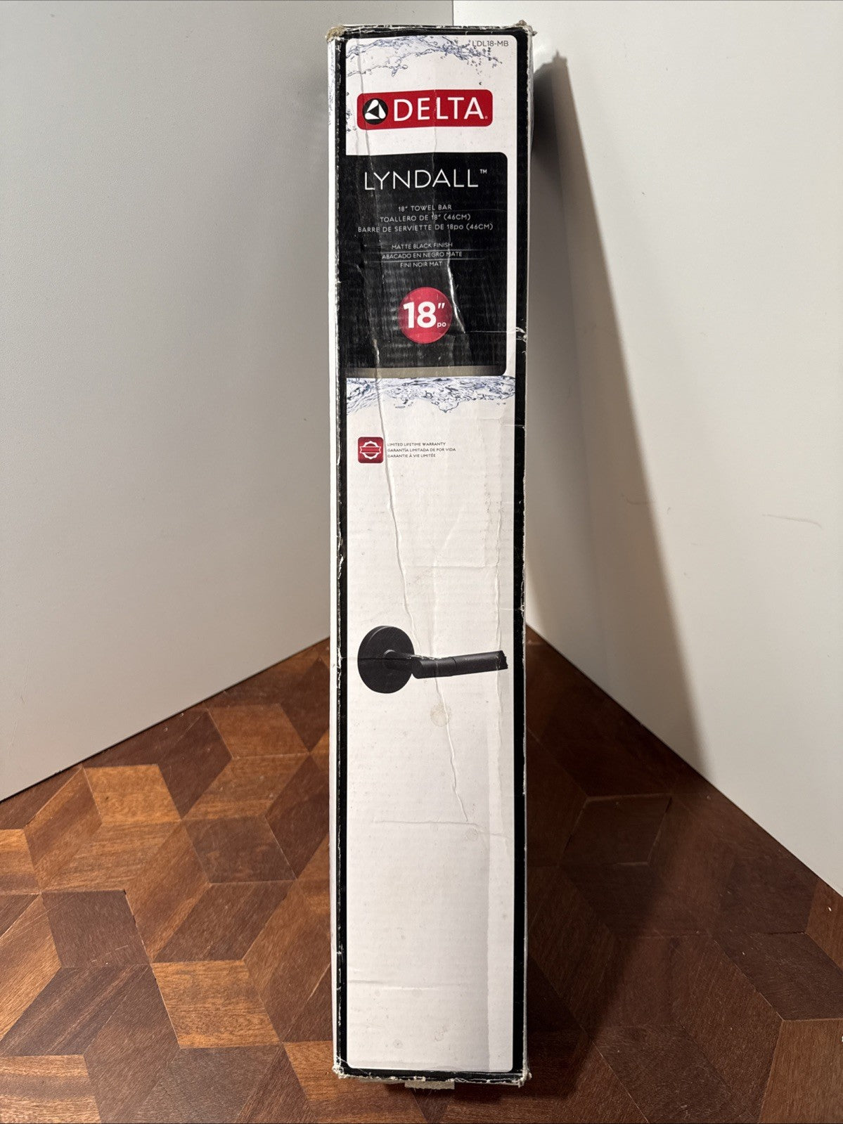 Delta Lyndall 18 in. Wall Mount Towel Bar Bath Hardware Accessory in Matte Black