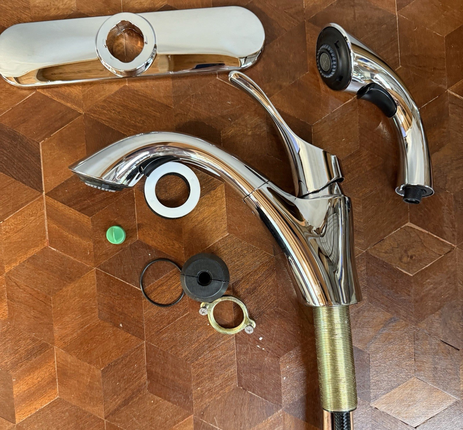 Moen 87931 Koa 1-Handle Pullout Kitchen Faucet Low Arc – Spot Resist Stainless