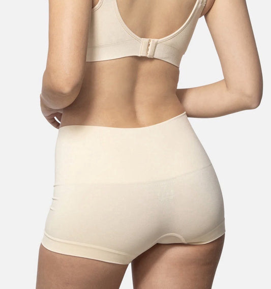 Underoutfit Smoothing at Waist Boyshort - 330,  size Med Sand