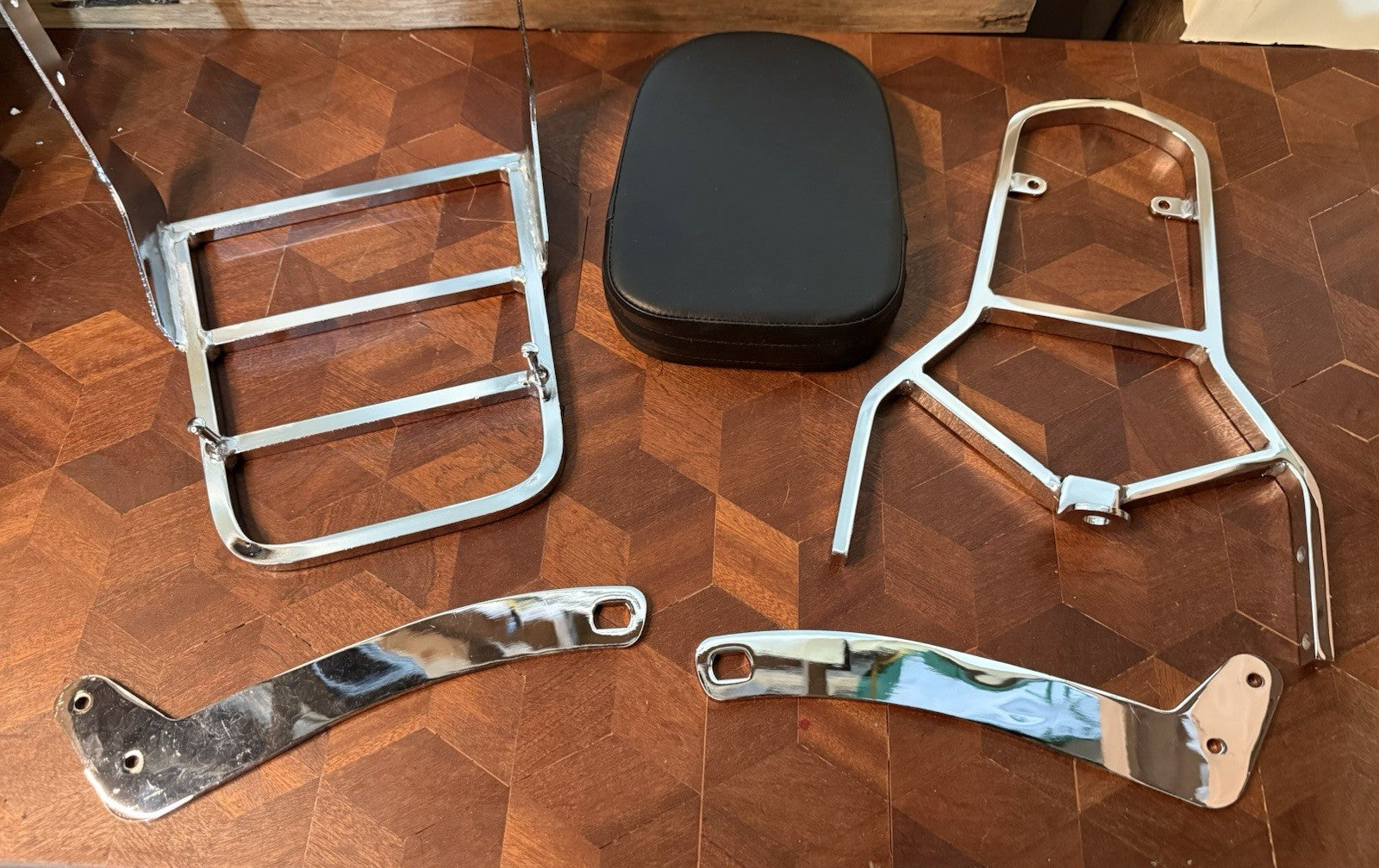 Sissy Bar Backrest W/ Rear Luggage Rack For YAMAHA Virago XV125 XV250 XV 125 250