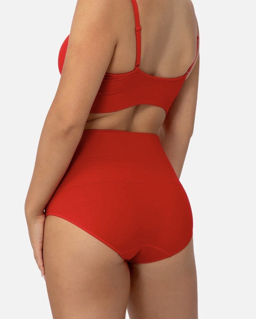 Underoutfit Smoothing at Waist Brief - 308, size Large Red