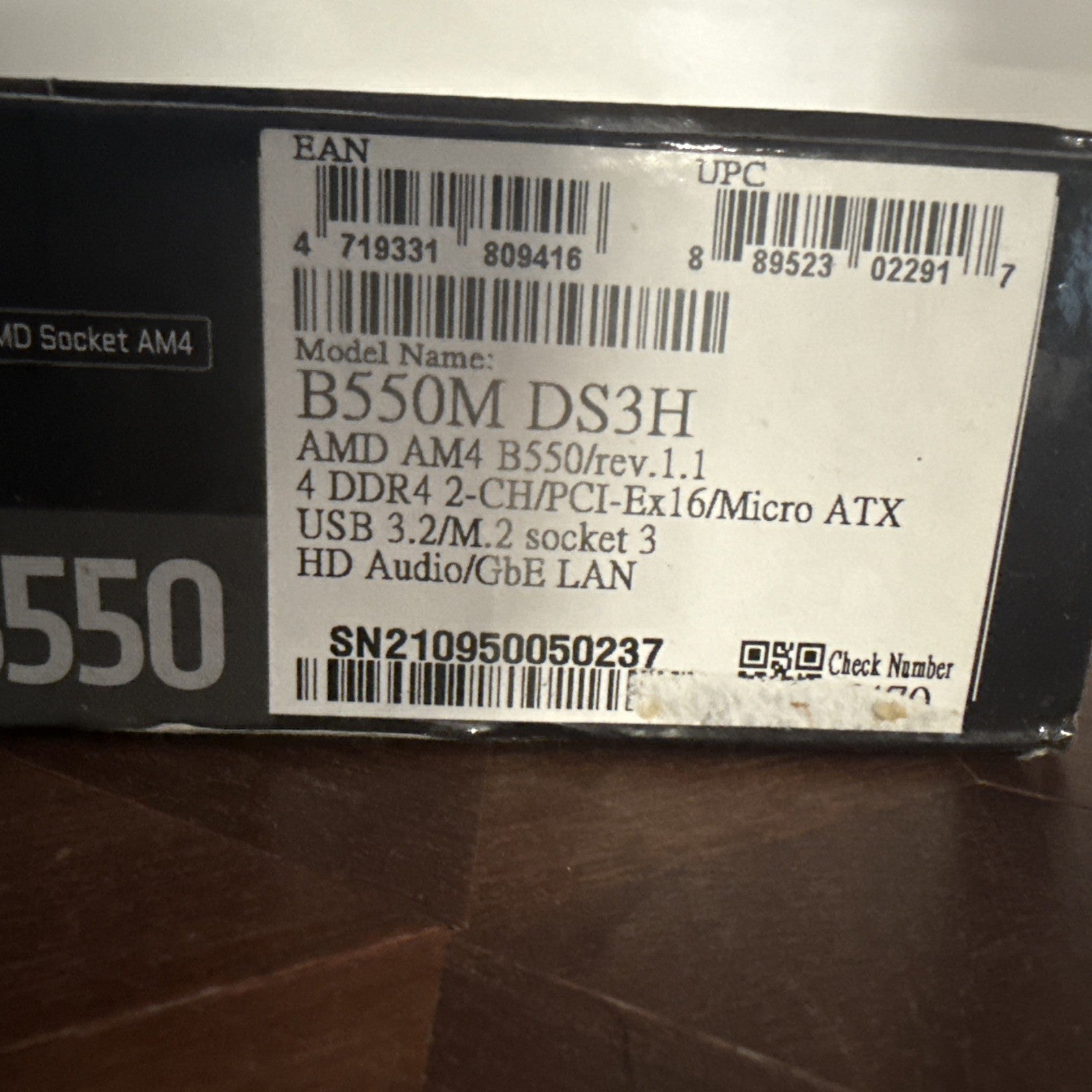 Gigabyte B550M DS3H AC AM4 mATX Motherboard WiFi New Sealed
